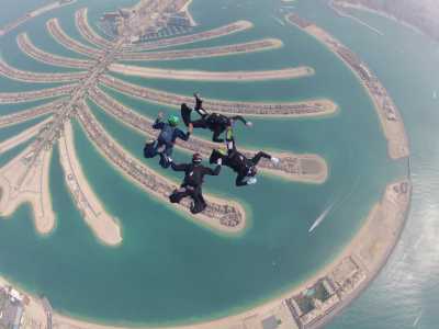 Mondiale di paracadutismo con la Nazionale Italiana a Dubai nel dicembre del 2012, settimo posto su 50 squadre